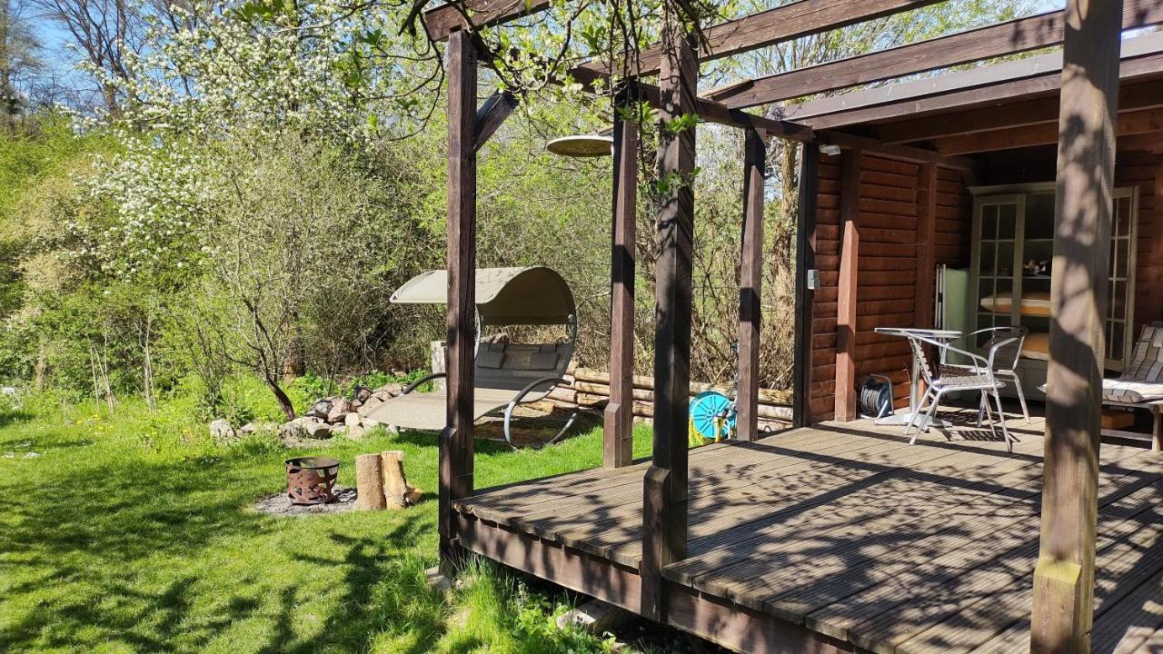 Grosse Wohnung / Haushaelfte In Peetzig Am See Ангермюнде Экстерьер фото