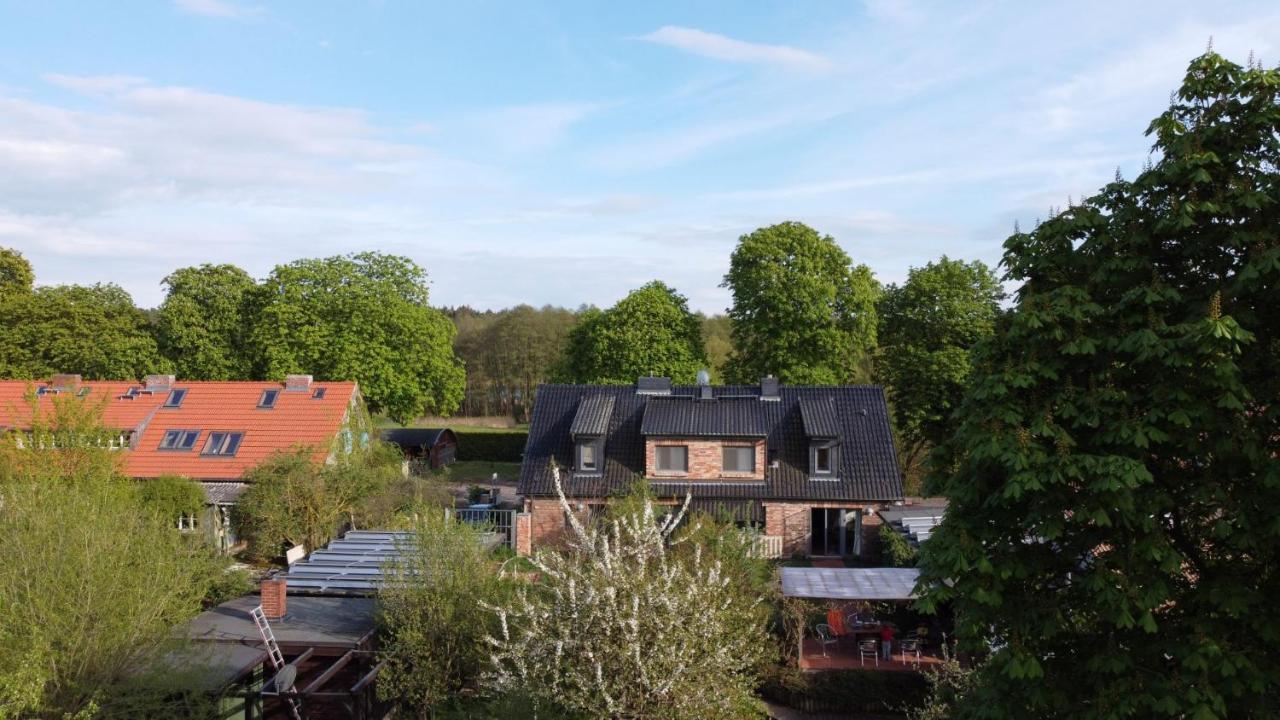 Grosse Wohnung / Haushaelfte In Peetzig Am See Ангермюнде Экстерьер фото