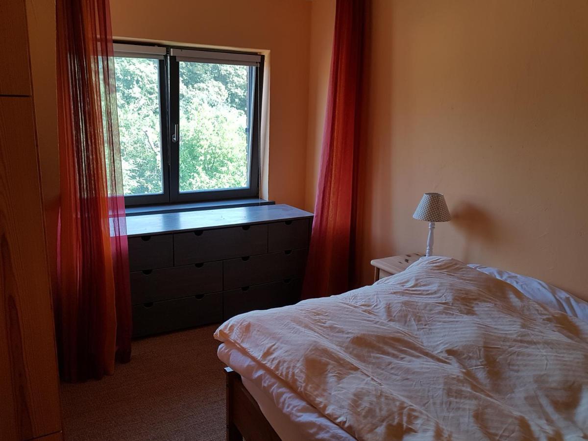 Grosse Wohnung / Haushaelfte In Peetzig Am See Ангермюнде Экстерьер фото